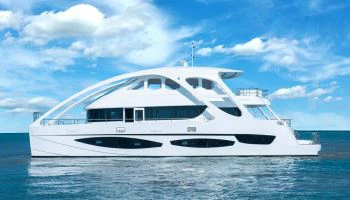 Nave passeggeri commerciale